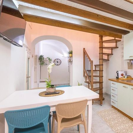 Apartamento Casa Iryna Pietra Ligure Exterior foto