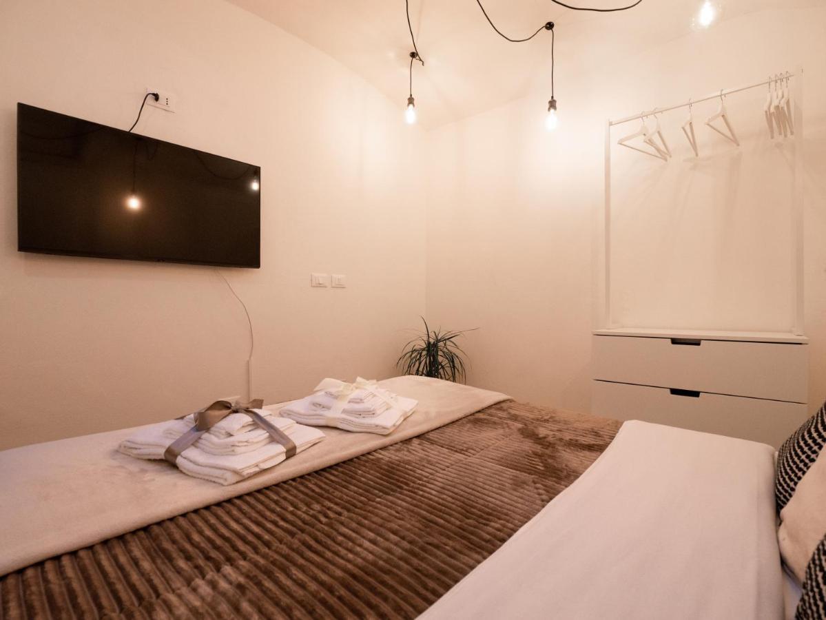 Apartamento Casa Iryna Pietra Ligure Exterior foto